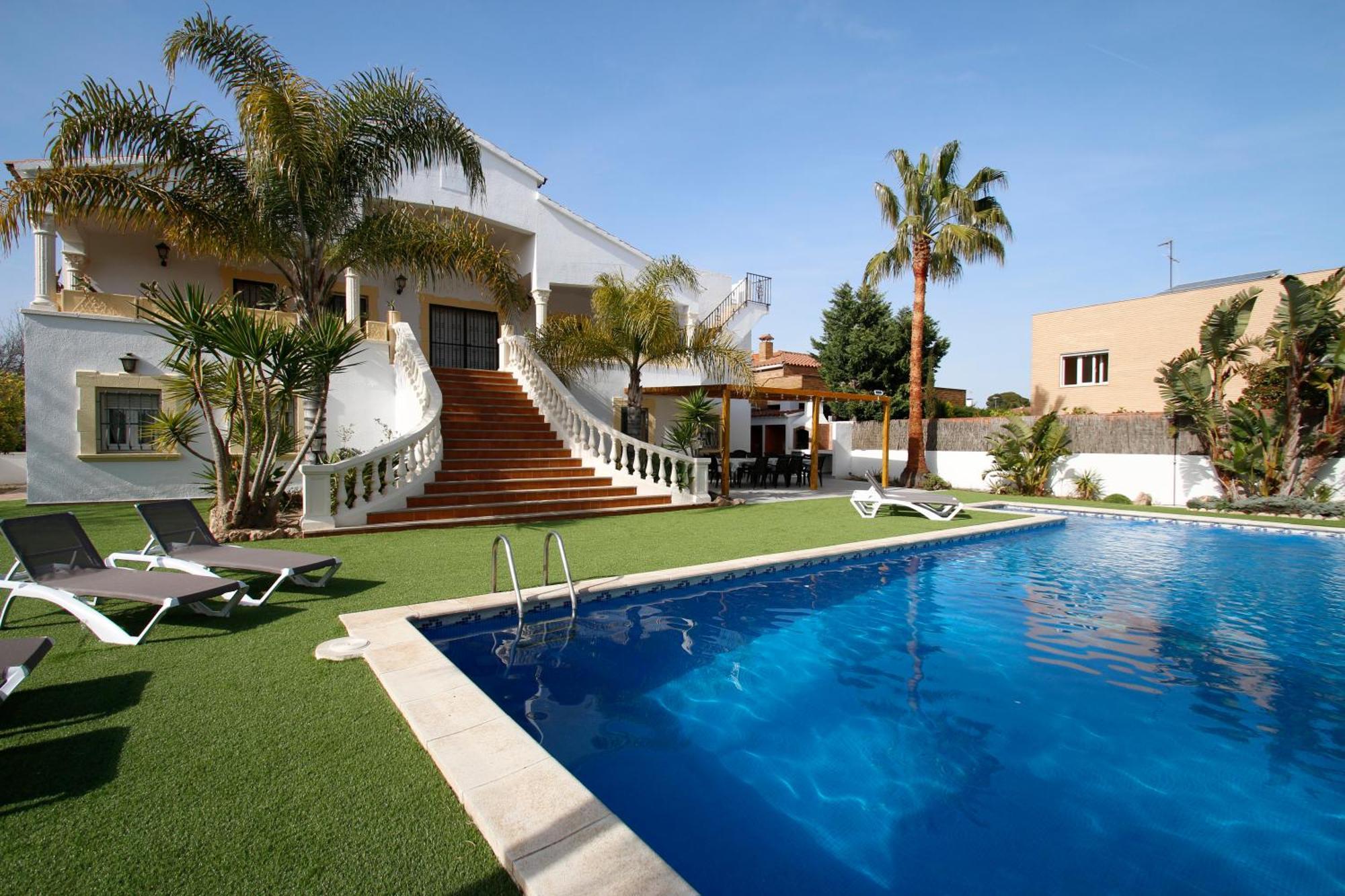 Villa Gladiols กัมบริลส์ ภายนอก รูปภาพ