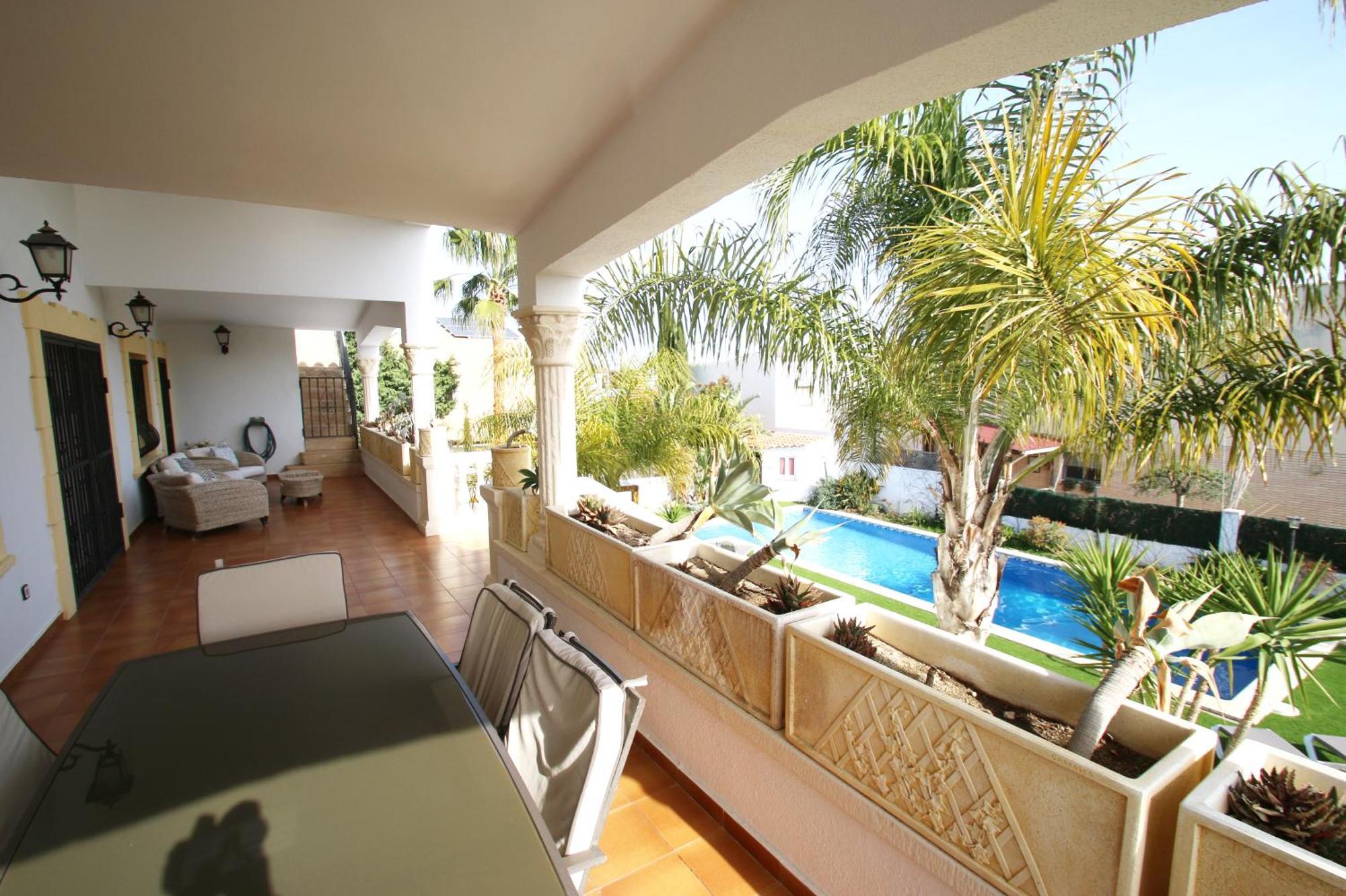 Villa Gladiols กัมบริลส์ ภายนอก รูปภาพ