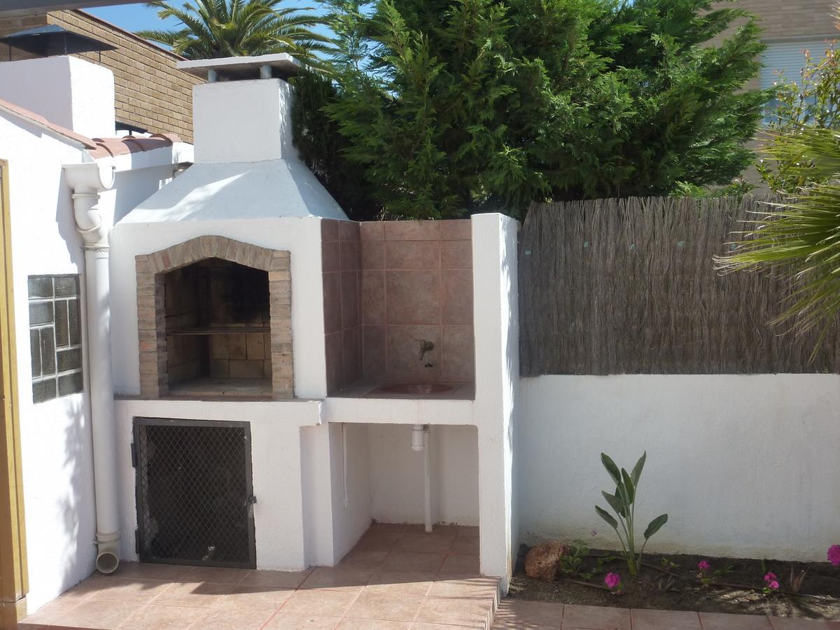 Villa Gladiols กัมบริลส์ ภายนอก รูปภาพ